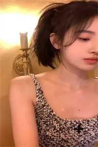主角叫周冲的